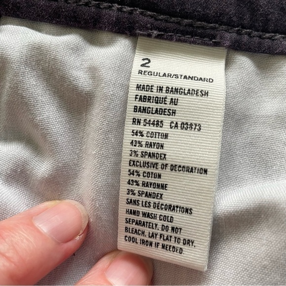 American Eagle High Rise Jegging | Size 2 | Plum | Stretch Glossy Denim - Picture 8 of 11